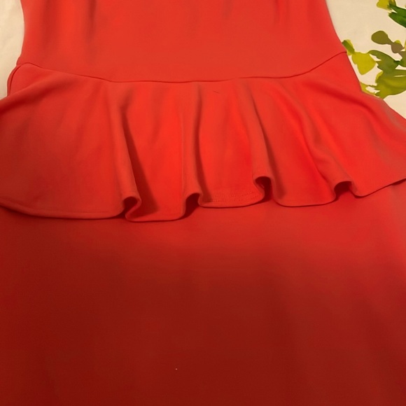 SOPRANO New vibrant colour Peplum dress - Picture 5 of 5